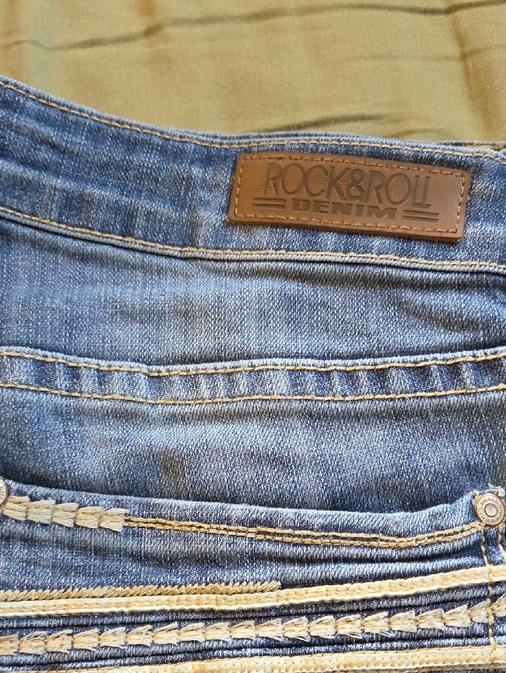 Rock & Roll Cowgirl Riding Jeans 31x36